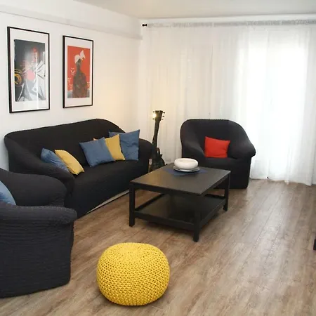 Tomo Sv. Filip I Jakov Apartment